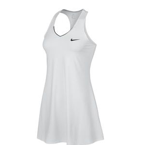 Nike sport dress green tennis sportswear  Size M